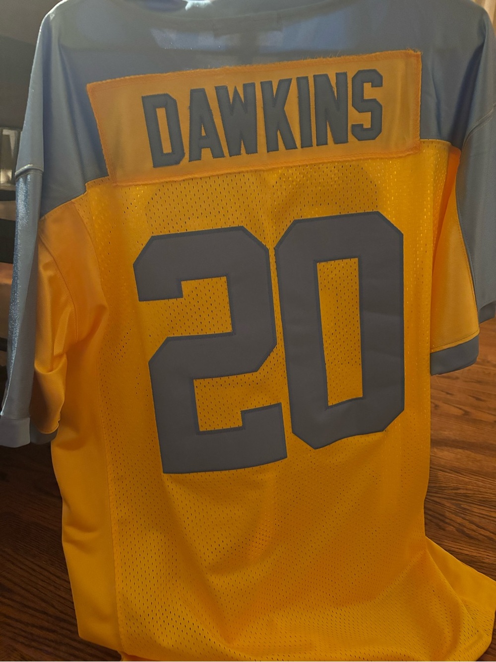 Authentic Brian Dawkins Jersey, excellent condition size XL.